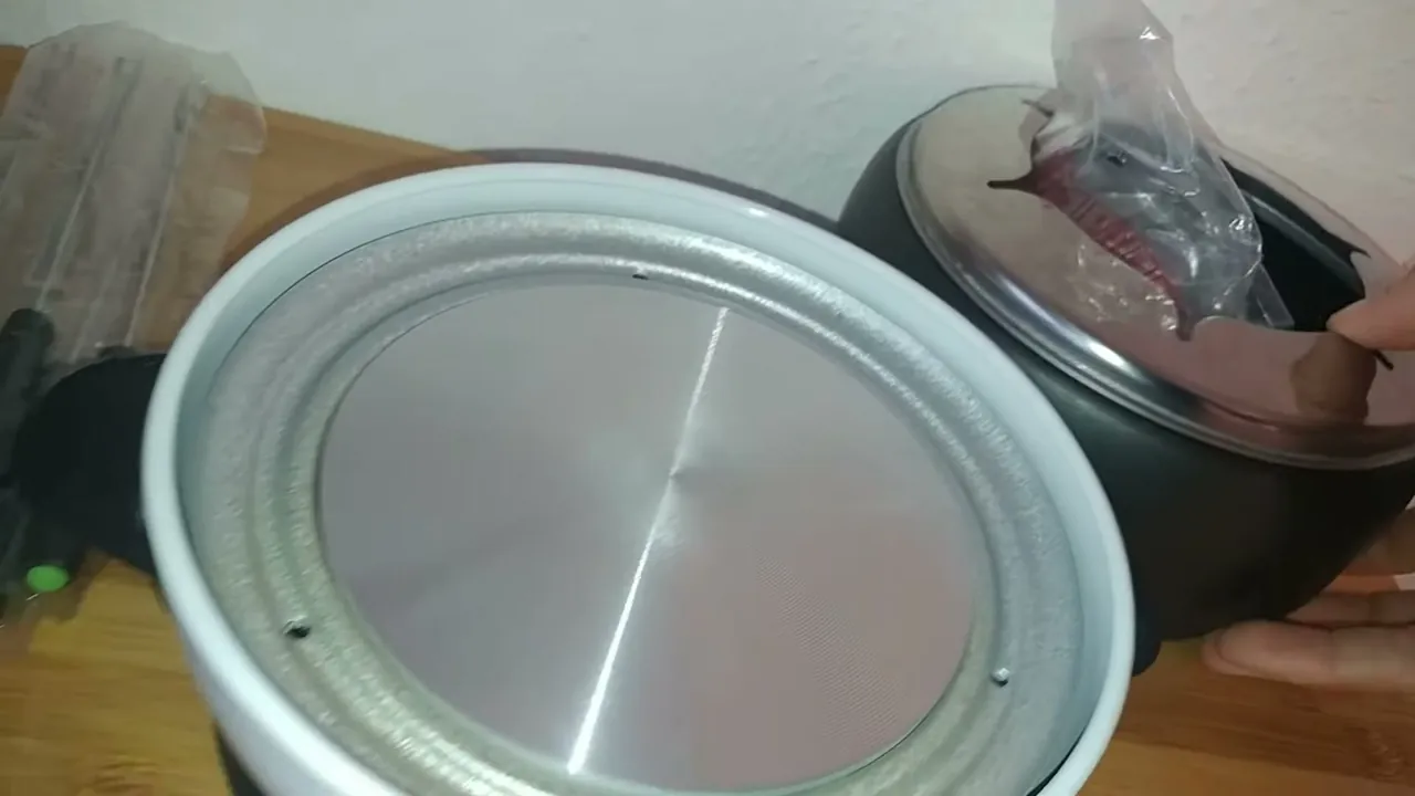 In meinem Test gefällt mir die elektrische Basis besonders gut, da man völlig ohne gefährliche Brennpaste auskommt.