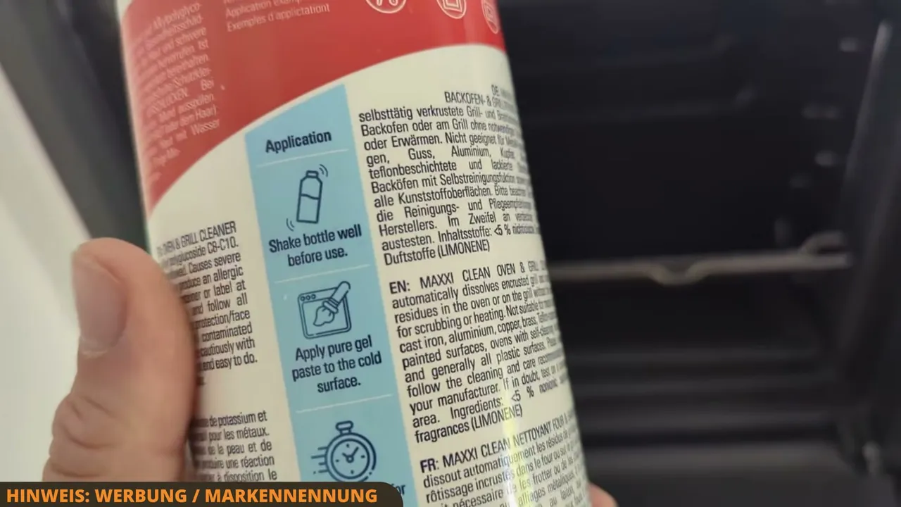 In meinem Test haben 10 bis 15 Minuten Einwirkzeit gereicht, damit sich selbst hartnäckiger Schmutz fast wie von allein löst.
